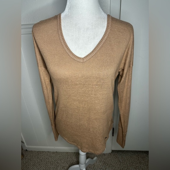 Abercrombie & Fitch Soft Tan Sweater size S new with tag - Picture 1 of 8